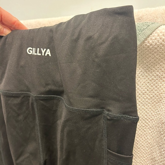 Gillya Maternity Over the Belly Leggings w/ side pockets NWOT Black, size small - Picture 2 of 13